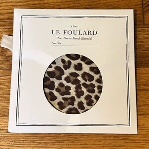 Sezane Brand New Le Foulard Leopard Print Scarf Brown & Cream Fancy Luxury Silk